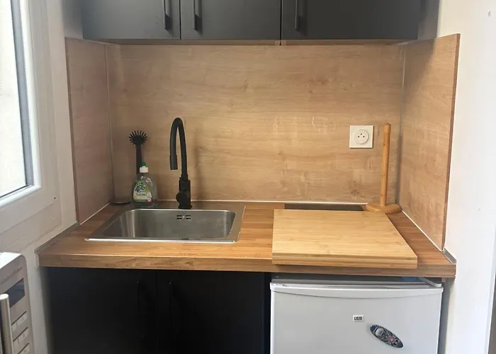 Quai Claude Bernard Apartamento *